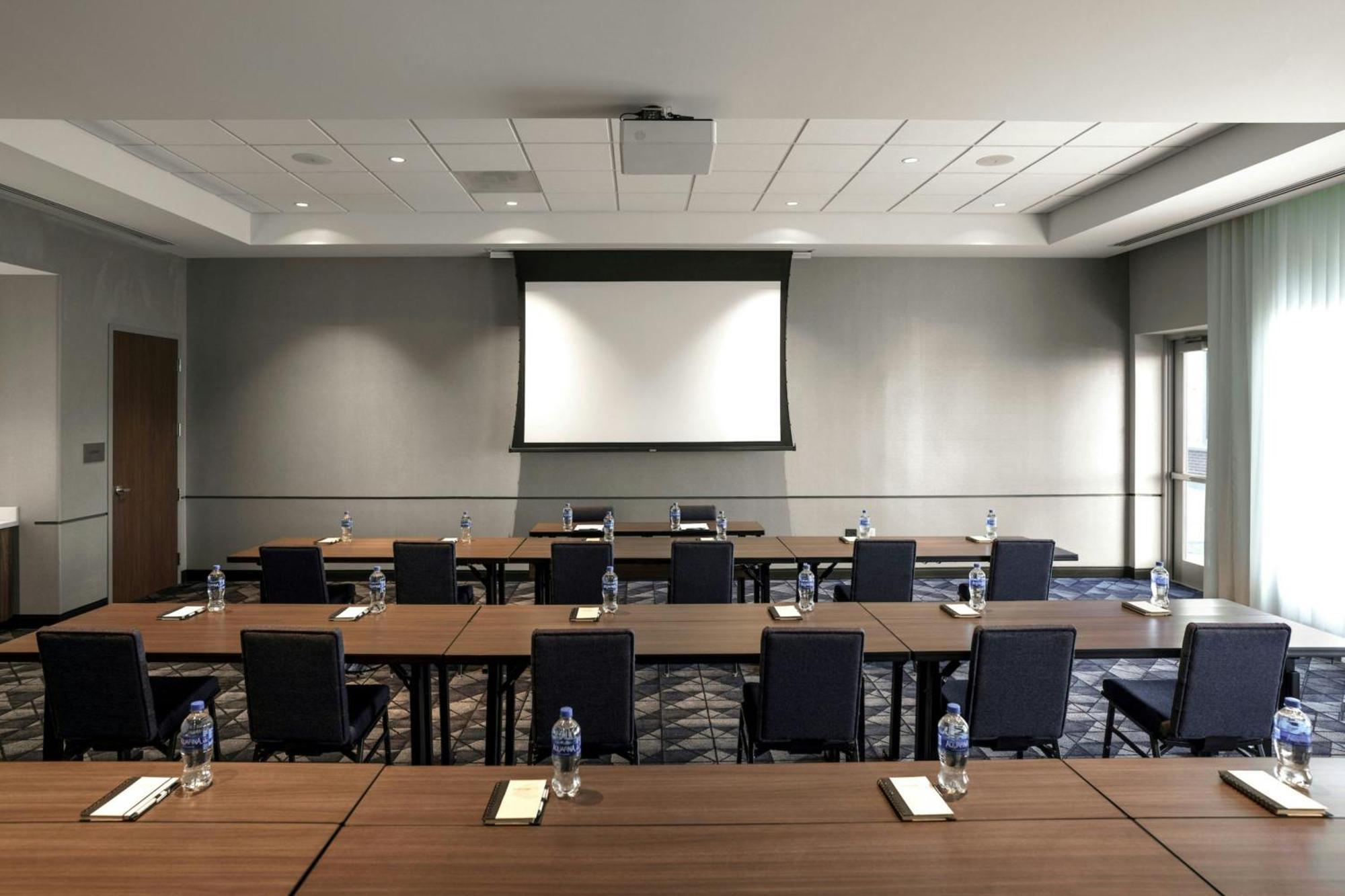 Courtyard By Marriott Indianapolis Fishers Εξωτερικό φωτογραφία
