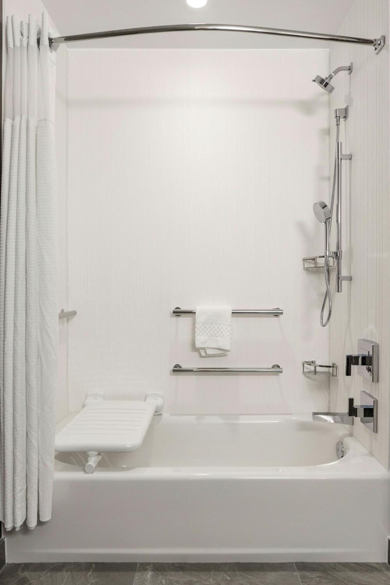 Courtyard By Marriott Indianapolis Fishers Εξωτερικό φωτογραφία