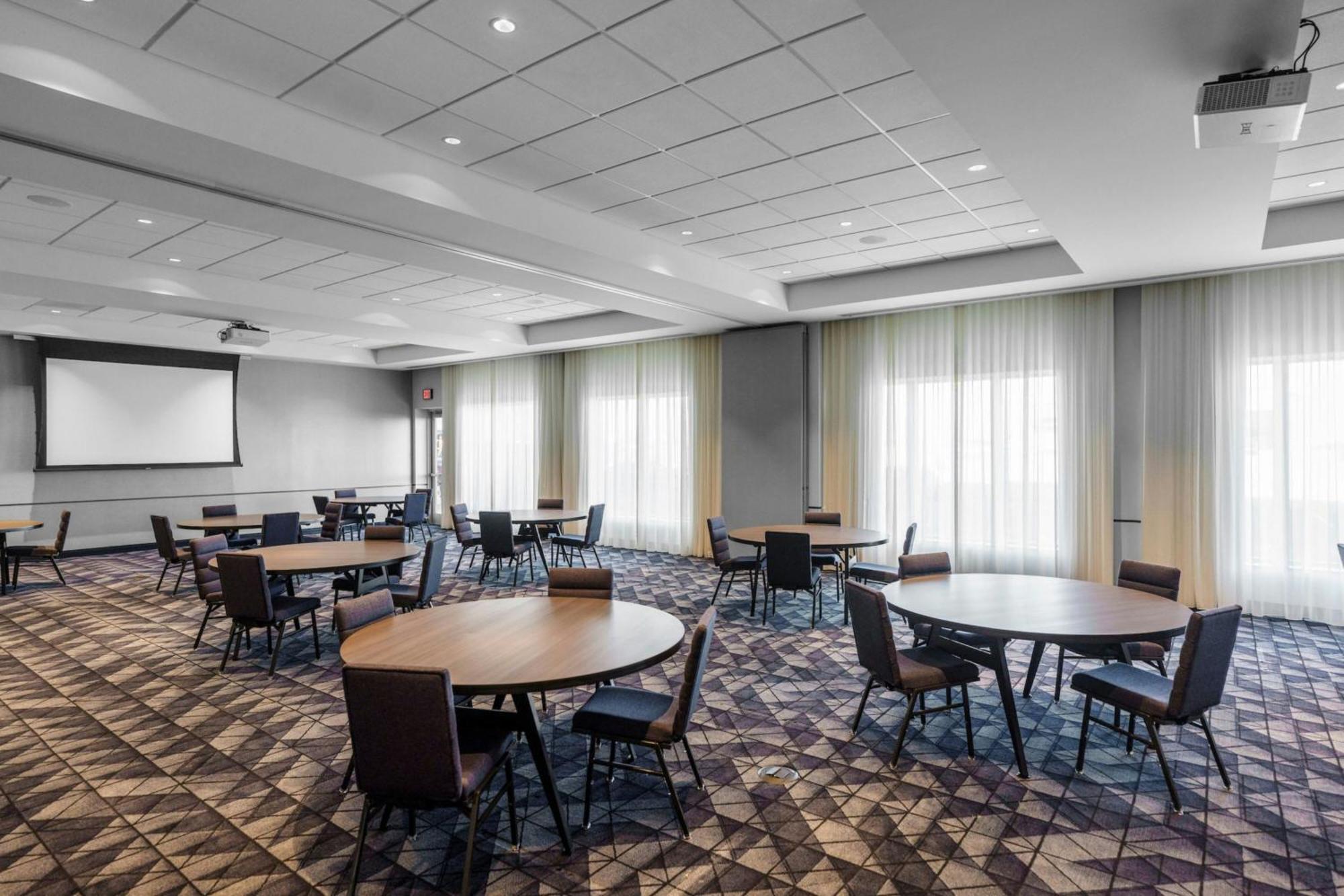 Courtyard By Marriott Indianapolis Fishers Εξωτερικό φωτογραφία